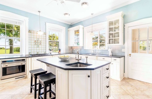 Saluda House | Historic Riverfront Estate | 700 Acres, Pool, Dock & Lakes