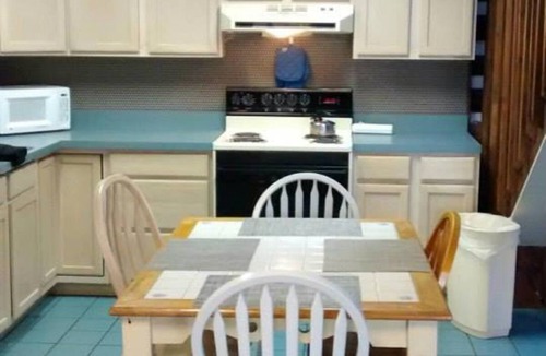 Elkins Cabin | Historic Riverside Log Cabin - Stay Waterfront!