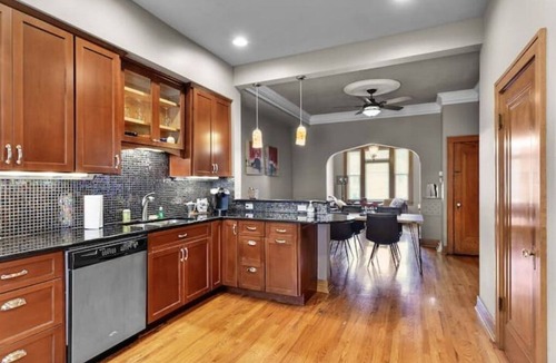 Little Italy House | Historic Rowhome in Downtown-Little Italy