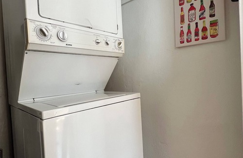 Depot Bench House | Historic- Ruby Bungalow- private