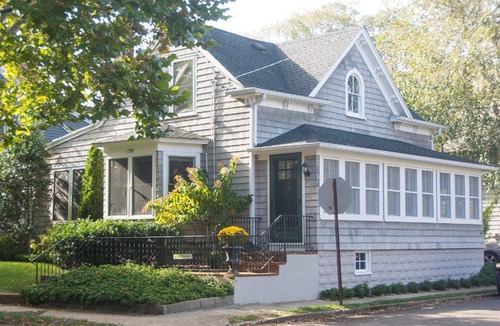 Sag Harbor Apartment | Historic Sag Harbor Village Gem