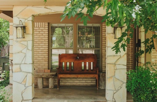 Sayles Blvd. Area House | Historic Sayles Ranch- Huge Deck + Pool!