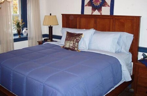 Stevens Bed & Breakfast | Historic Schoeneck Hotel B&B