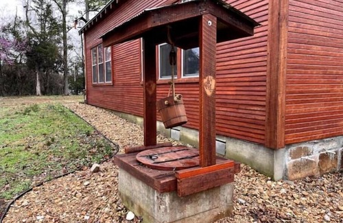 Marshall House | Historic Schoolhouse Near The Buffalo River