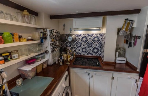 Kessingland Cottage | Historic seafront cottage, projector, piano etc