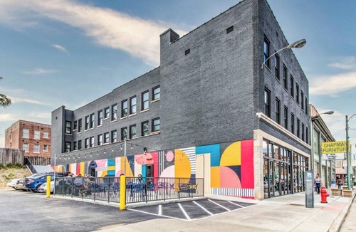 Downtown Memphis Apartment | Historic South Main Gem | Walk to Beale Street