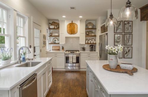 Conway House | Historic Southern Cottage close to Downtown Conway