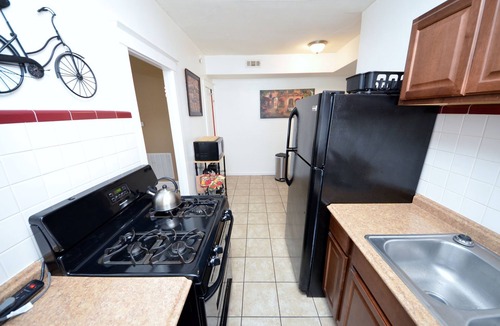 Southwest Garden Apartment | Historic Southwest Gardens Neighborhood, Convenient To Everything, King Bed (2E)