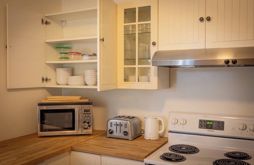 Downtown Berkeley Apartment | Historic Spacious Berkeley Flat Near U.C.B. Campus