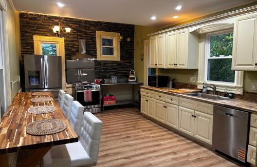 Springfield House | Historic Springfield Home