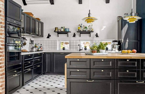 Hejlsminde House | Historic Stay in Hejlsminde Sea