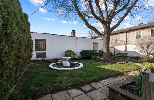 Delair House | Historic Tacony Retreat ~ with Sauna