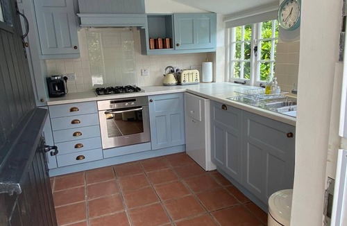 East Budleigh House | Historic thatched cottage (annexe)