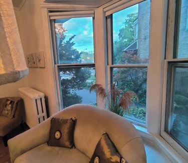 Oak Park Apartment | Historic Oak Park Home