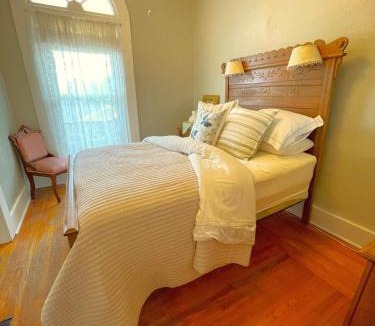 McGregor Apartment | Historic Victorian Apartment