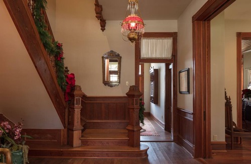 Cuero House | Historic Victorian Home