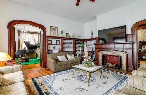 Downtown Niagara Falls House | Historic Victorian Cottage, 1 Mi to Niagara Falls