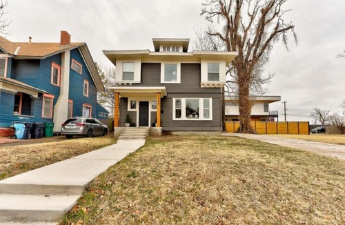 Central Oklahoma City Villa | Historic Villa + 1min from Plaza District + Hot Tub + Pool Table + Friendly