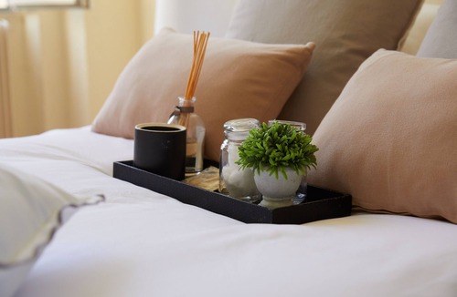 Robins Bay Villa | Historic Villa with vineyard views on Saint Emilion