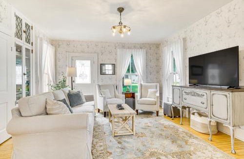 Wabasha House | Historic Wabasha Home w/Patio in Downtown!
