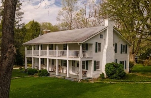 Andrews House | Historic Walker Inn