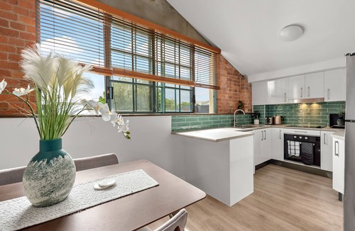 New Farm Apartment | Historic Warehouse in New Farm