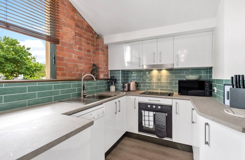 New Farm Apartment | Historic Warehouse in New Farm