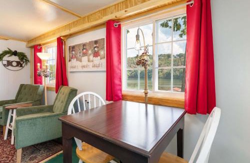 Rockaway Beach House | Historic Water's Edge Cottage 7