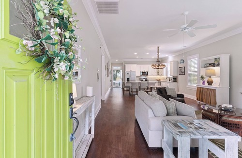 Darien House | Historic Waterfront Home