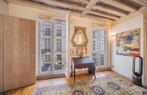 Saint-Thomas-d'Aquin Apartment | Historical apartment 3BR/3.5BA close to the river in the 7th