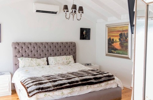 Water Mill Bed & Breakfast | Historical Bed and breakfast