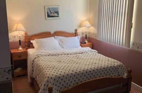 Historic Old Town Hotel | Historical Waterfront King George Inn 8