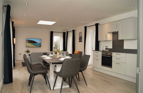 Romford House | Historical Crown Farm 3BD Gem!