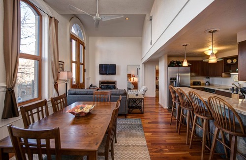 Downtown Bozeman Condo | Historical home in Downtown Bozeman w/fireplace & views - Loft in the Rockies on Main Street!