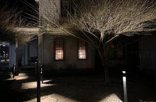 Roseburg House | HISTORICAL JOHN RAST HOUSE circa 1875