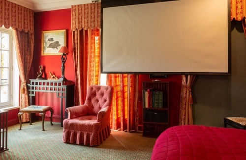 Fontenailles Other | Historical Luxurious Abby