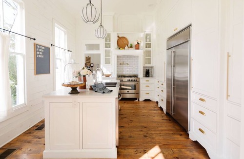 Waco House | Historical Morrow House Season 5 Fixer Upper, Featured In Cottage Style Magazine