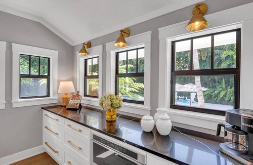 Lake Ida Shores House | Historical Residence/Heated Pool/Beach Proximity/Heron Key/RESlDENCES