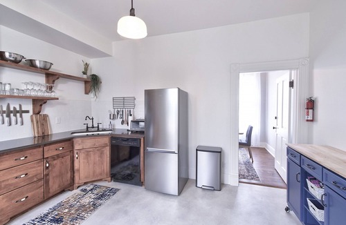 McMinnville House | HISTORICAL VICTORIAN, BEAUTIFULLY RESTORED