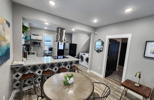 Wichita House | Historically Luxurious Delano