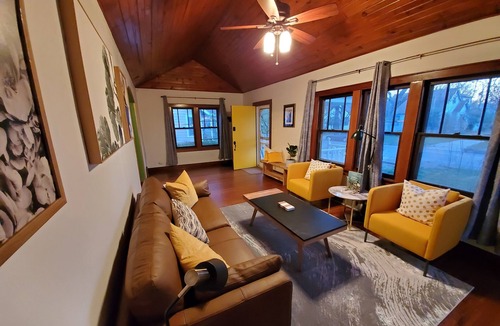 College Hill House | Historically Vintage Near College Hill