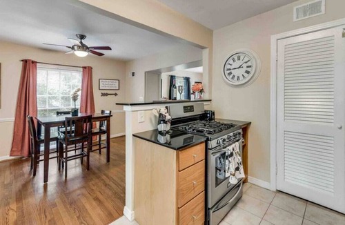 Lakewood House | HistoricTownhome+Close2White Rock Lake+3Queen Beds