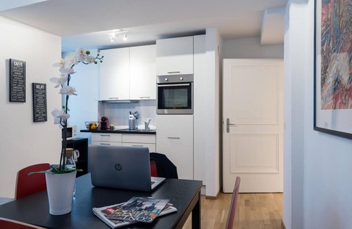 Lucerne Apartment | Hitrental Old Town Apartments