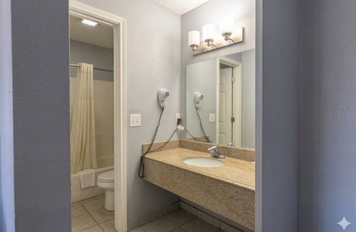 Elk City Hotel | HiWay Inn Express Elk City Route 66