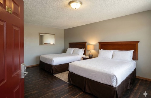Elk City Hotel | HiWay Inn Express Elk City Route 66