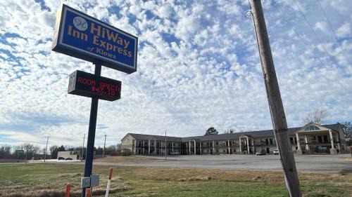 Kiowa Hotel | HiWay Inn Express Kiowa Hwy 69
