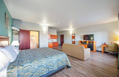Broken Bow Hotel | HiWay Inn Express of Broken Bow