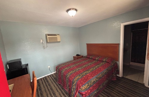 Greater Greenspoint Hotel | Hiway Inn