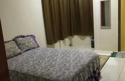 Kawasan Perindustrian Chendering House | HJ Homestay