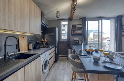 Secteur 3 Apartment | #HN | Le Beauvert 🍀| 2 people